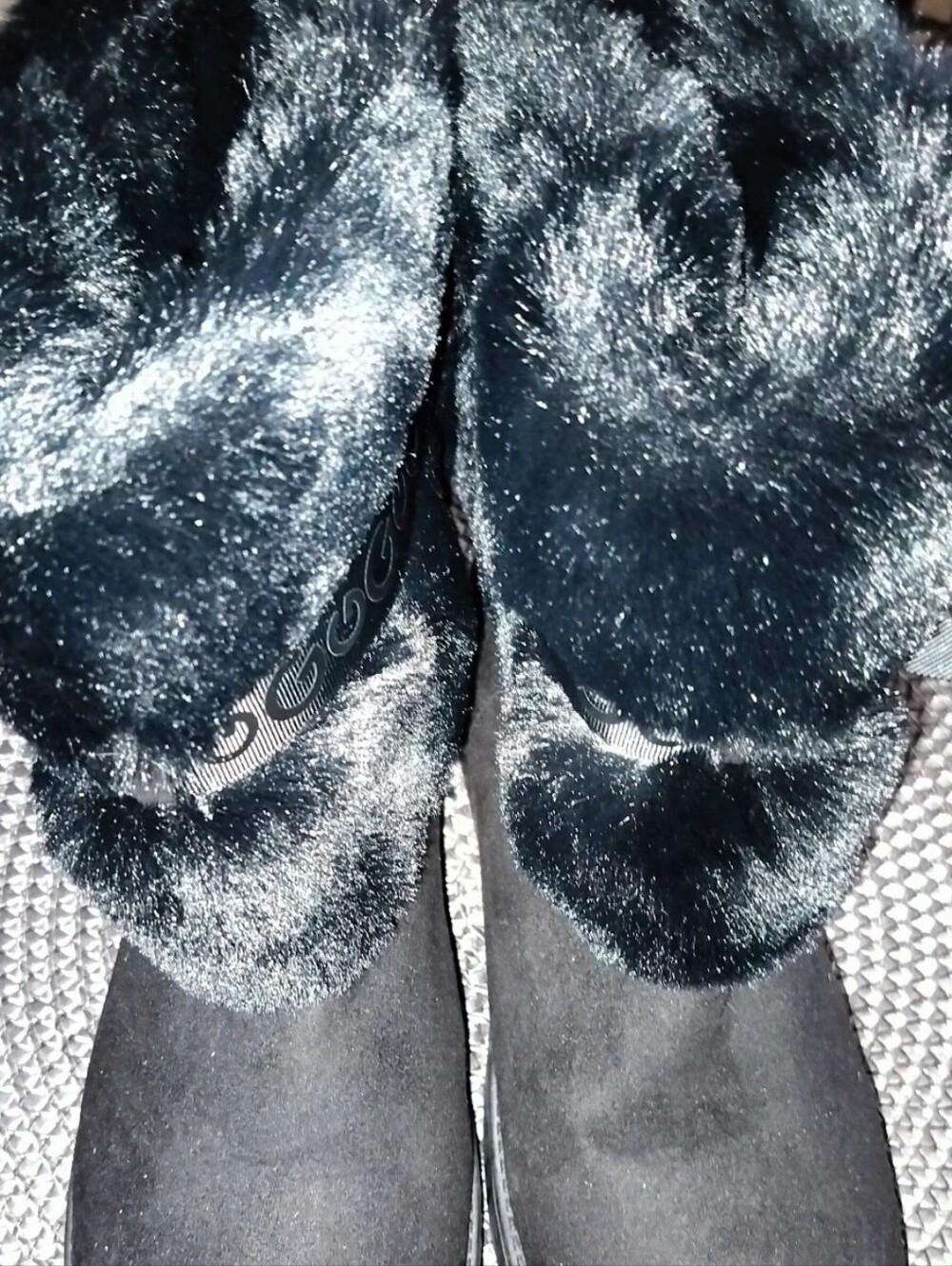 Women's Black Casual Slip-On Winter Boots